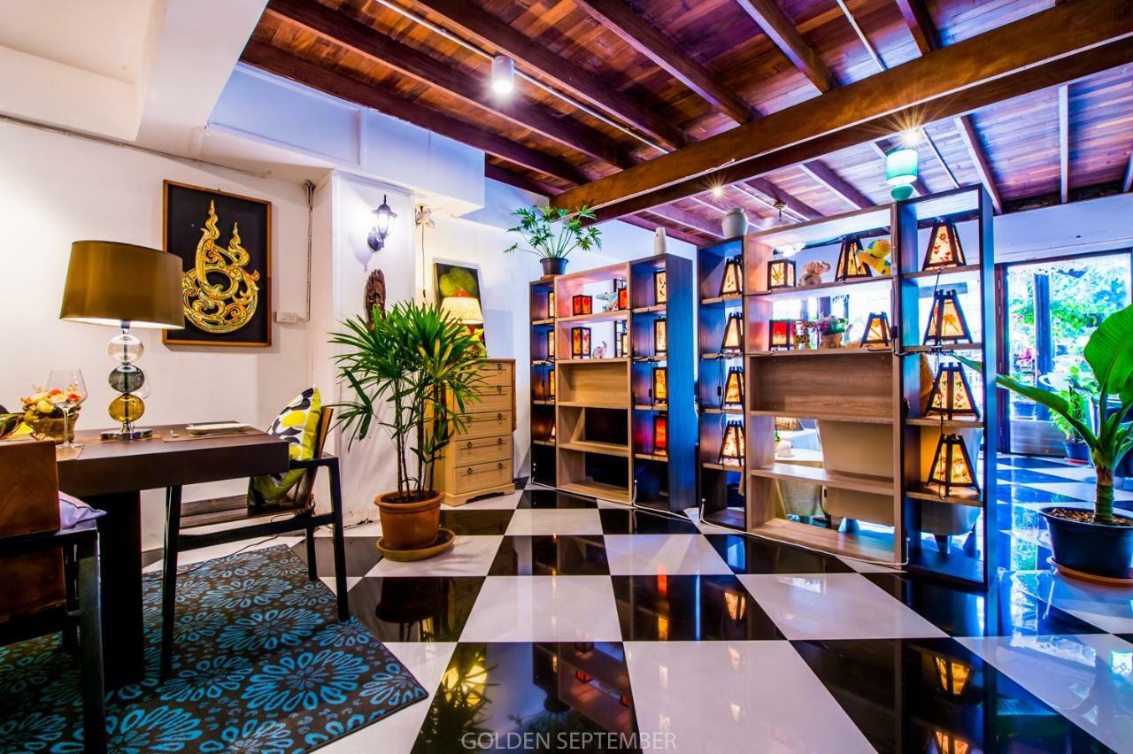 Relax@Wualai Hotel Chiang Mai Bagian luar foto