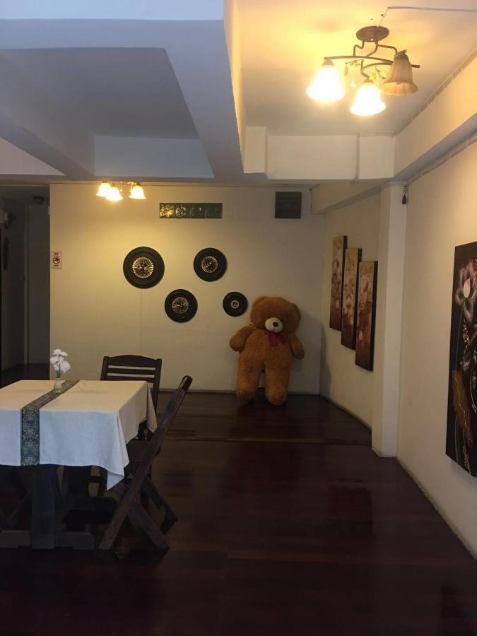 Relax@Wualai Hotel Chiang Mai Bagian luar foto